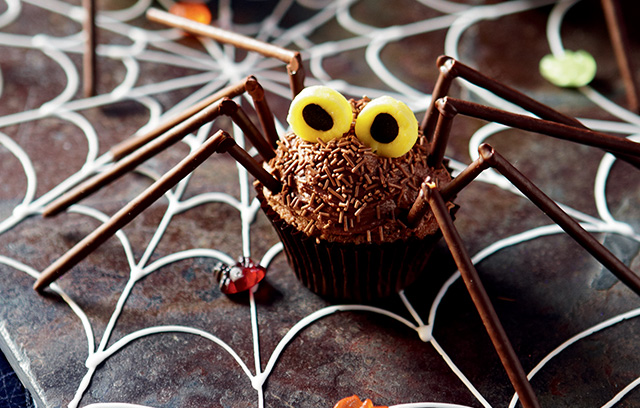 Halloween Recipe Ideas: Spider Cupcakes